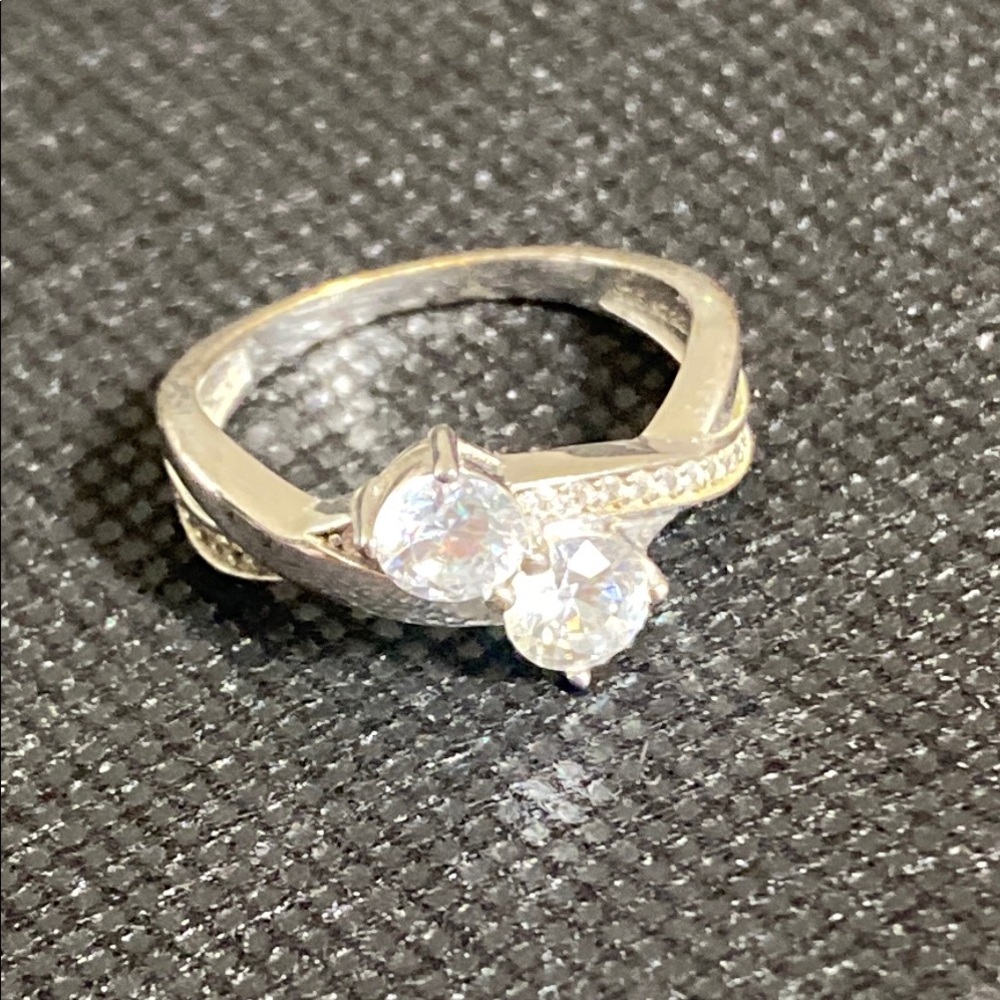 Elegant Silver Women's Ring